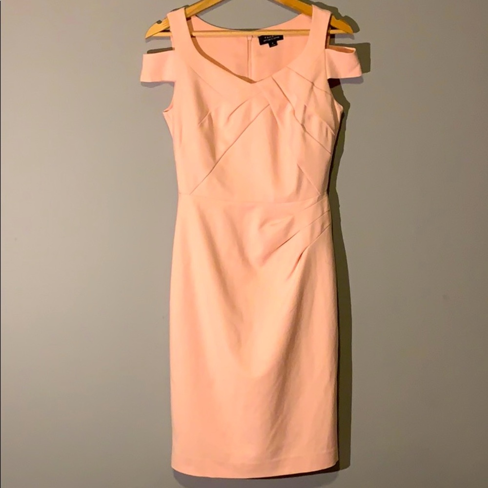 Beautiful formal Tahari ASL pale pink dress